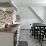 Forest Natural Oasis & Free Parking Апартаменты *